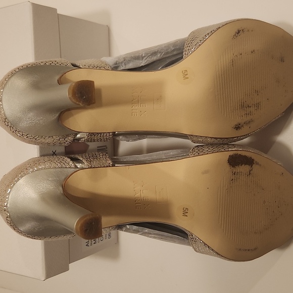 Alex Marie Silver T-Strap Heels, Size5 - Picture 4 of 4